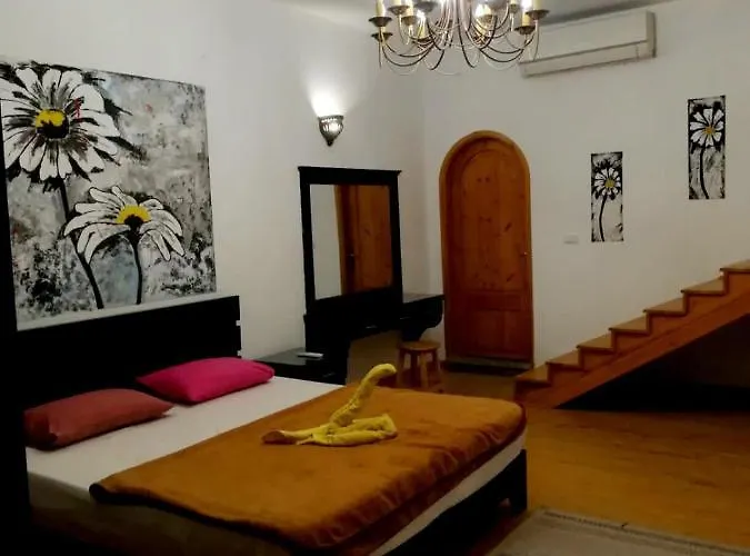 Manta House