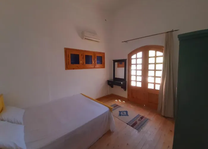 Manta House